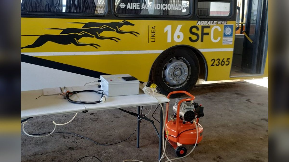 Unidad en la que se hicieron las pruebas y el generador de ozono.