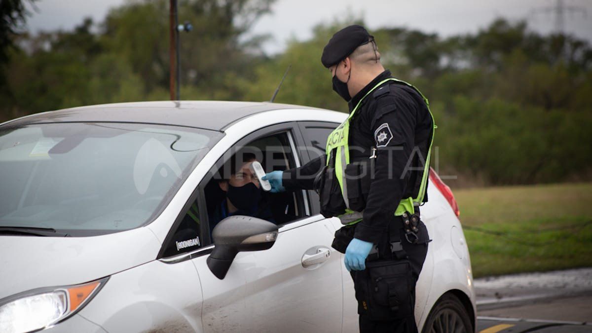 Controles en los accesos a la provincia de Santa Fe.