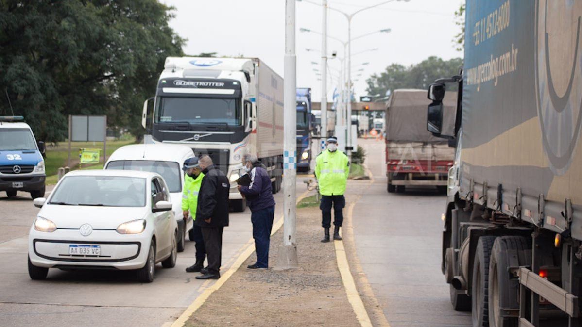 Los controles en el Túnel subfluvial se efectúan tanto del lado santafesino como del entrerriano.