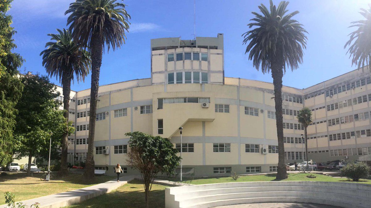 La Facultad de Ciencias Médicas de la Universidad Nacional de la Plata hizo el estudio del niño de seis años que dio positivo por coronavirus.