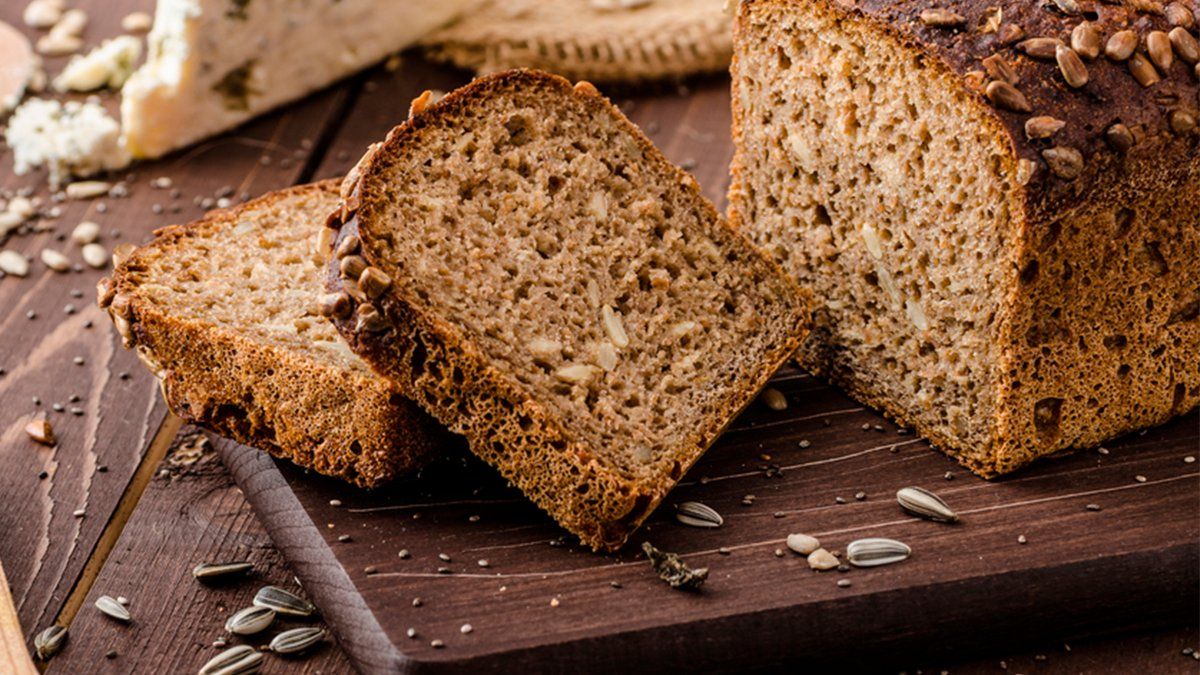 Pan Integral Con Semillas, Una Opción Saludable Y Nutritiva Para Tus ...