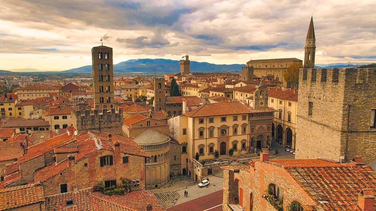 Arezzo es una ciudad del este de la Toscana, en Italia.