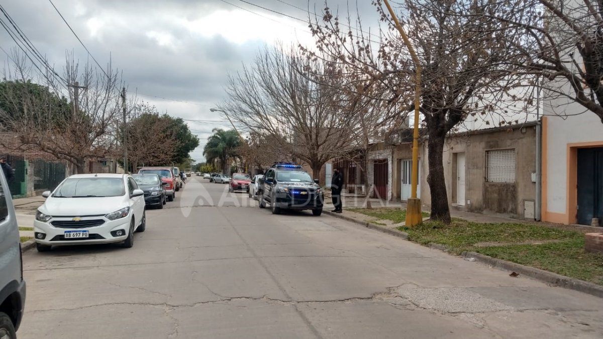 Las Heras al 7400, la cuadra donde ocurrió la balacera.