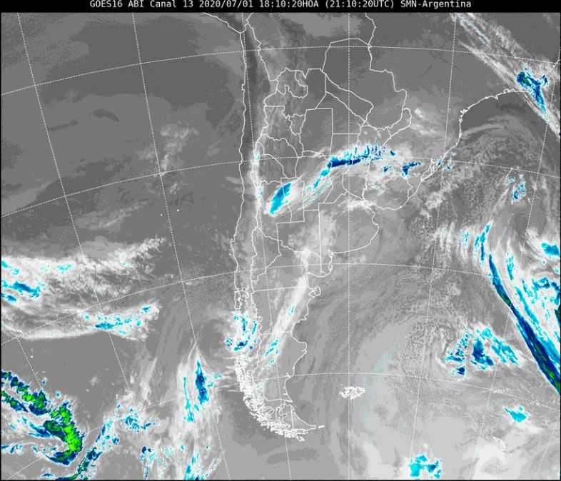 Imagen satelital a las 18.10 horas del miércoles.