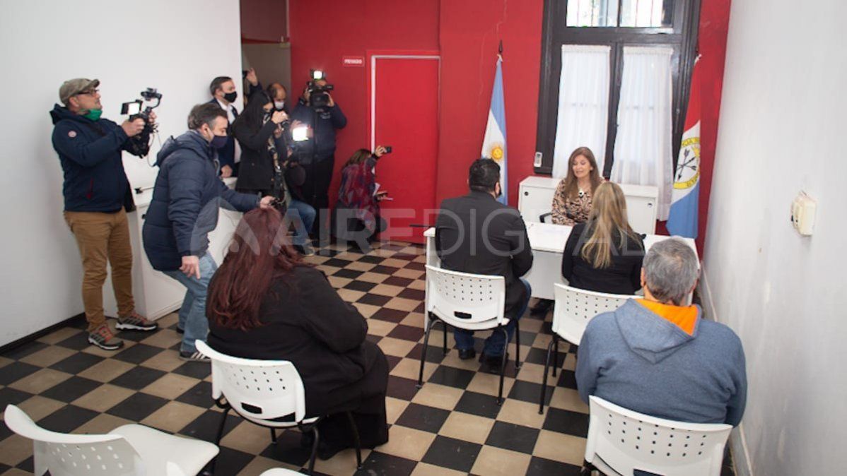 Ivana y Gaspar se conocen del barrio de toda la vida, pero hace 14 años se comenzaron a mirar de una manera distinta.