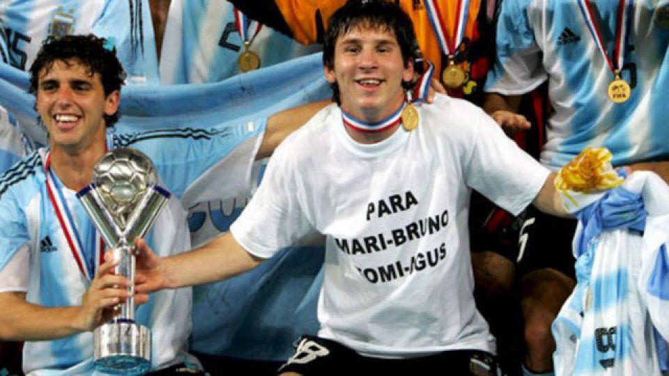 Lionel Messi fue botín y balón de oro en aquella Copa Mundial Sub-20.