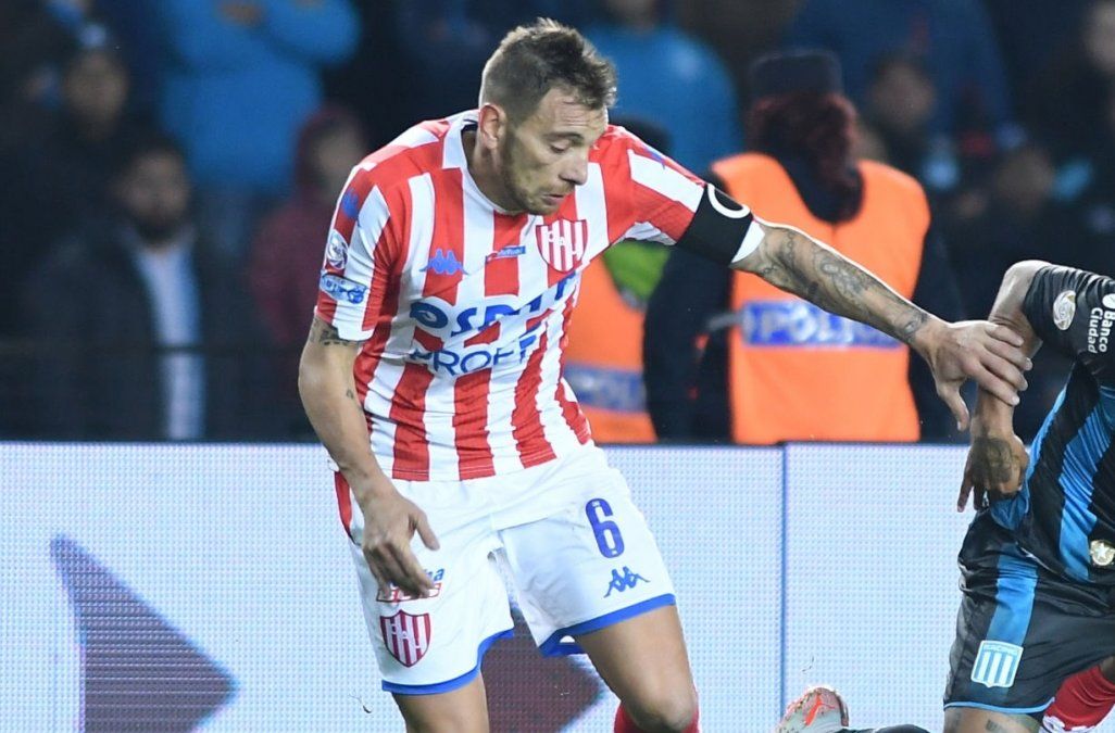 En la actualidad, el capit&aacute;n de Uni&oacute;n es el que m&aacute;s minutos disputados posee en el plantel actual.