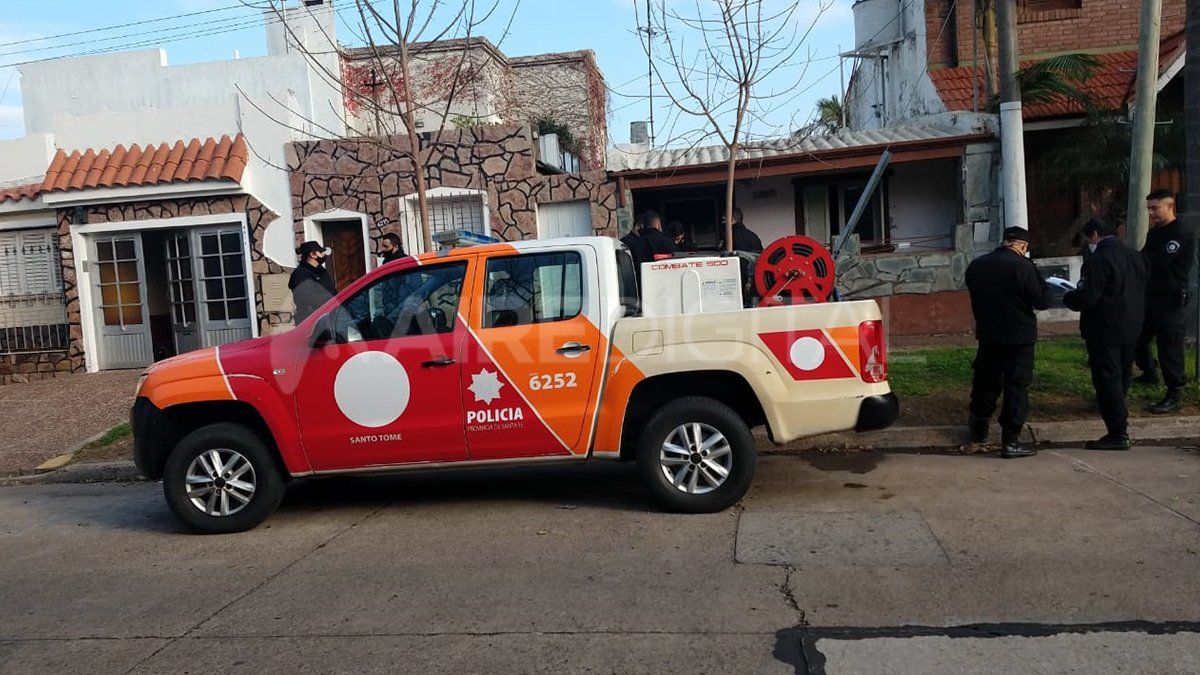 El suceso ocurrió este domingo y el hallazgo estuvo a cargo de la hija del fallecido.