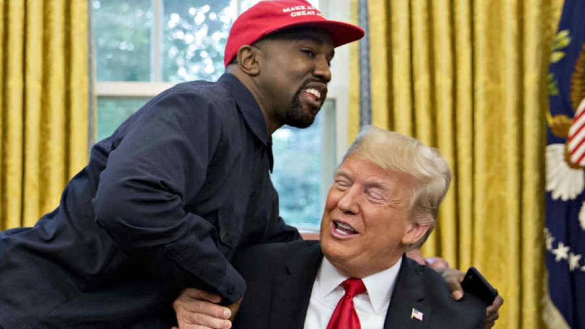 Kayne West junto a Donald Trump, en una de las reuniones que tuvieron en la Casa Blanca. West apoya al gobierno de Trump.
