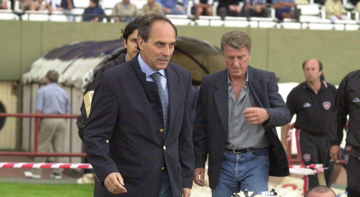 El ex entrenador de Argentinos Juniors, Colón, Independiente, entre otros, falleció este lunes a los 72 años.