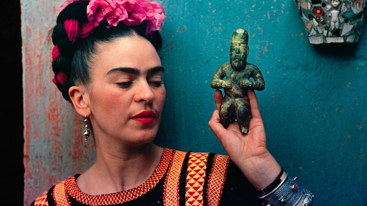 Frida Kahlo Artista Mexicana Y Mujer Revolucionaria 