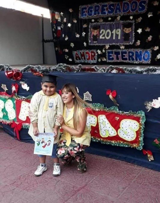 Diego en el último día de clases de 2019