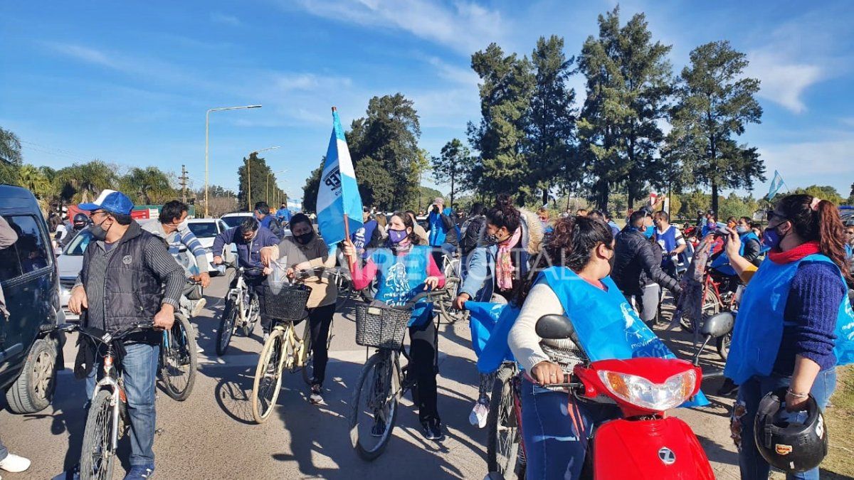 Una de las manifestaciones en Avellaneda, a favor de la intervención de la cerealera.