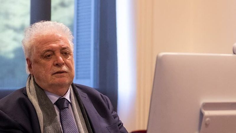 "Hay países que decidieron seguir con el show, sin importarles las muertes. Nosotros priorizamos la vida. Obviamente no estoy de acuerdo con lo que hizo la Conmebol ni con la fecha, pero también quisiéramos que no haya desventaja para nuestros equipos", advirtió el ministro.