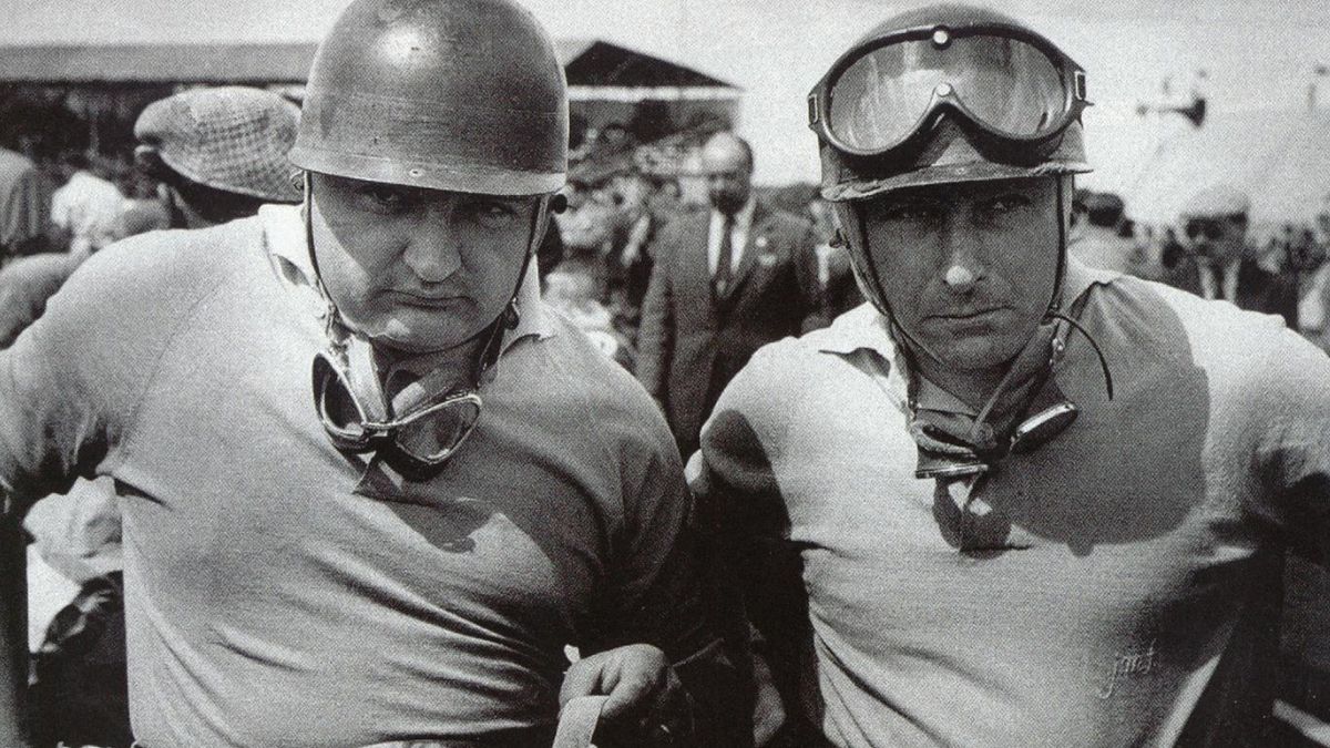 En 1954, Pepe logró su segunda y última victoria en la Fórmula 1: el sábado 17 de julio, se impuso nuevamente en el GP de Gran Bretaña, con una Ferrari 675. Por su parte, Fangio logró seis triunfos (se impuso en la Argentina, Bélgica, Francia, Alemania, Suiza e Italia), sumó 42 puntos, y conquistó su segundo título mundial (el primero con Mercedes Benz), y fue escoltado por Froilán, con 25, en un hecho aún no igualado: ¡el campeón y el subcampeón de la Fórmula 1 fueron argentinos!