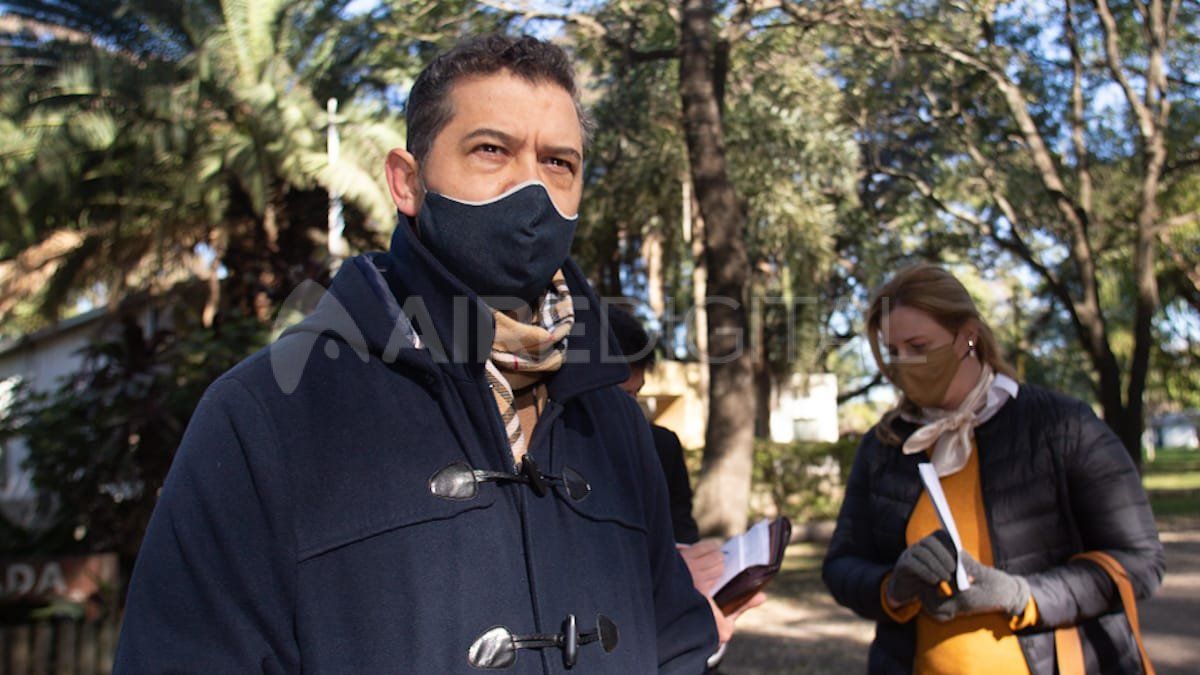 Los ediles esperaron ser atendidos por algún funcionario provincial que permita y acompañe el recorrido en la Granja.