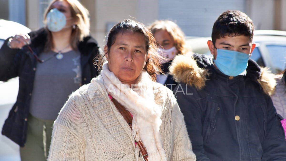 María del Luján Cardozo, mamá de Diego Román, se reunió este miércoles con la auditora general del MPA, María Cecilia Vranicich, acompañada por su abogado, Dionisio Ayala.
