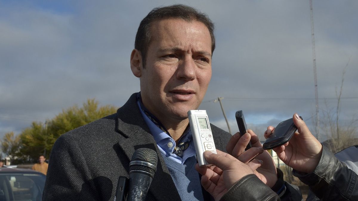 El gobernador de Neuquén, Omar Gutiérrez.
