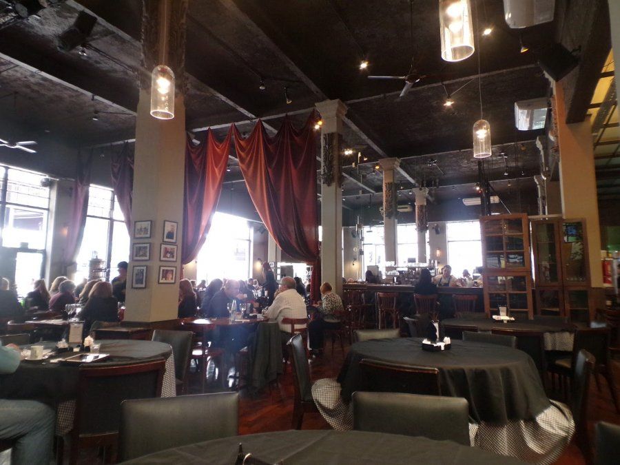 El emblemático Bar El Cairo, se convirtió en punto de encuentro y atracción en la ciudad de Rosario.
