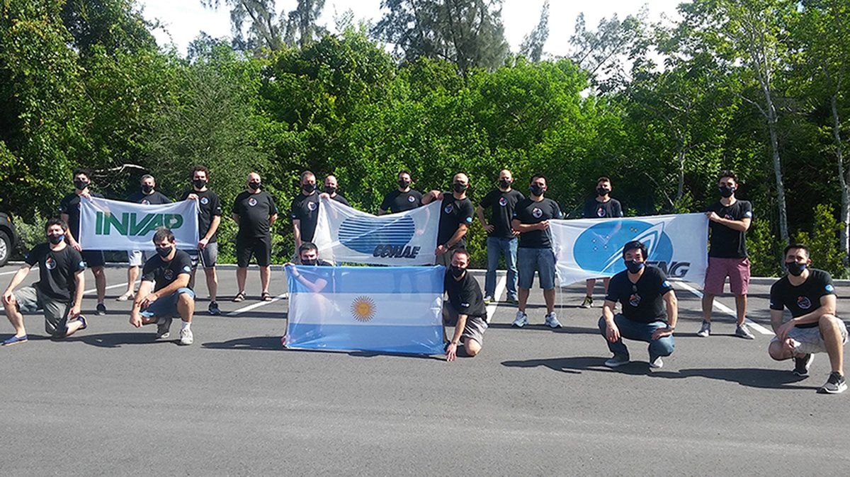 Ingenieros argentinos en Estados Unidos, listos para el lanzamiento del Saocom 1B.