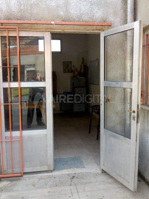 Robaron en el SUM de la capilla de barrio Centenario. 