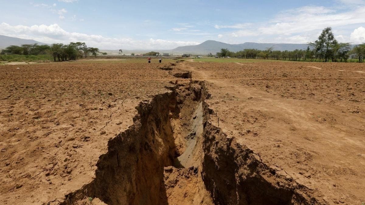 Grieta en el desierto de Etiopía.