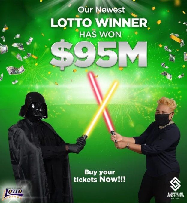 Asistió a la entrega del premio de U$S 95 millones vestido como Darth Vader.