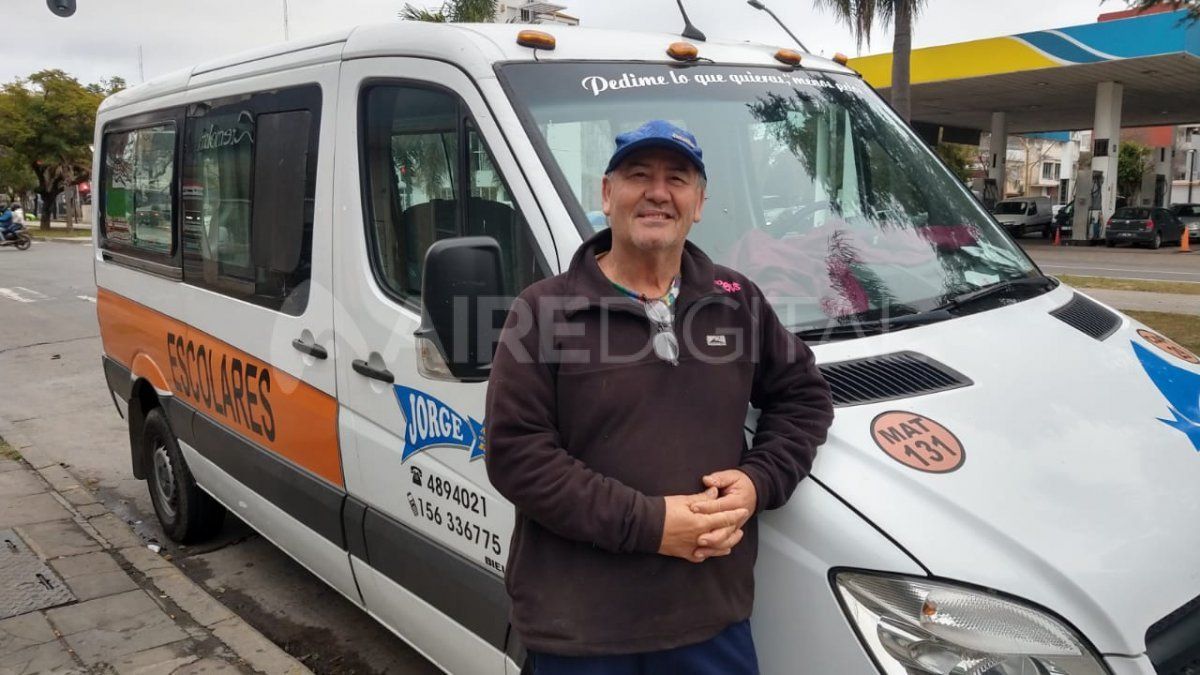 Transportistas escolares esperan un subsidio de Nación.