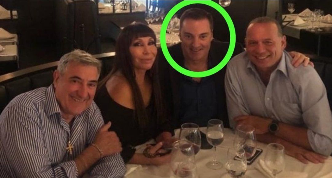 FOTO EN EL HOTEL FAENA DONDE VIVE BAUDRY CON OJEDA 