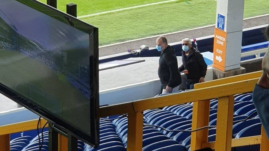 Marcelo Bielsa en las tribunas de Goodison Park, durante el partido entre Everton y Bournemouth.