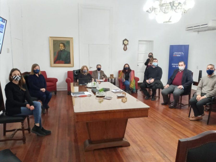 La semana pasada se realizó una reunión en el Ministerio de Salud de la provincia que fue encabezado por la ministra Sonia Martorano y de la que participó la Fundación por las Cardiopatías Congénitas de Santa Fe.