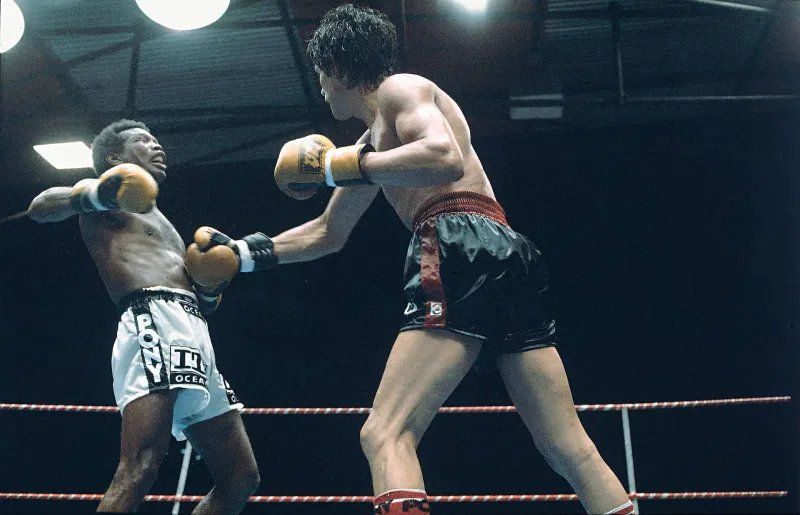 Luego de esta pelea, el boxeador nacido en San Javier anunció su retiro del boxeo.