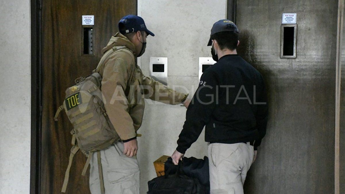 La TOE al momento de subir al departamento del fiscal del MPA.