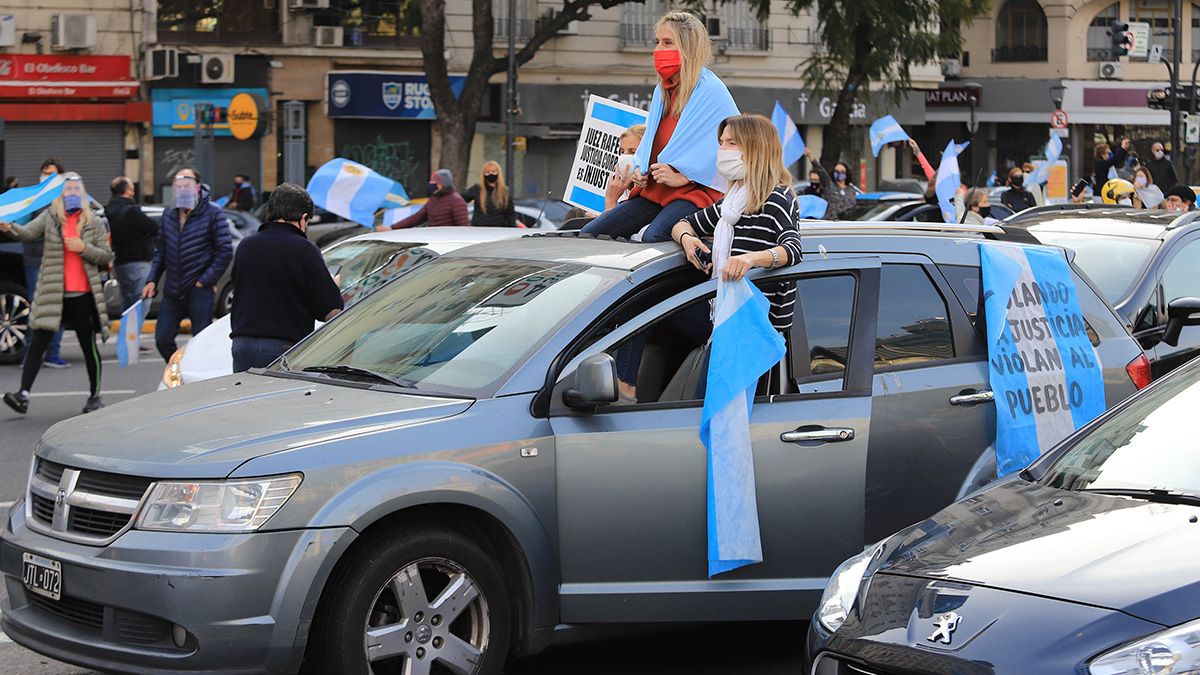 Los manifestantes rechazaron el proyecto enviado por el Ejecutivo al Congreso.