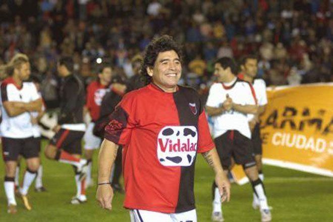 Diego Maradona, en el Cementerio de los Elefantes.
