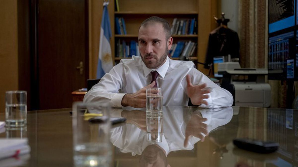 El ministro de Econom&iacute;a de la Naci&oacute;n, Mart&iacute;n Guzm&aacute;n, est&aacute; a cargo de la negociaci&oacute;n con acreedores y organismos internacionales de cr&eacute;dito, para reestructurar la <a href=