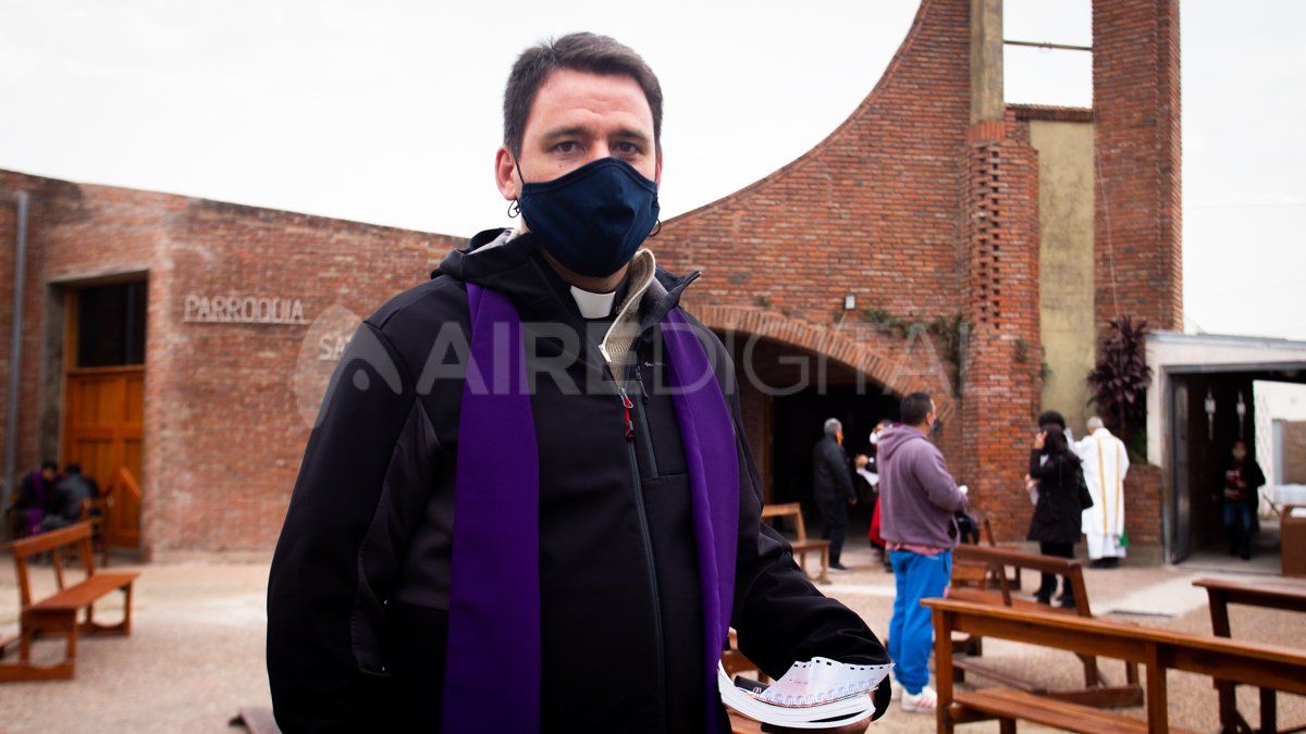 El cura párroco de la Iglesia San Cayetano explicó las medidas que tomaron para esta celebración.