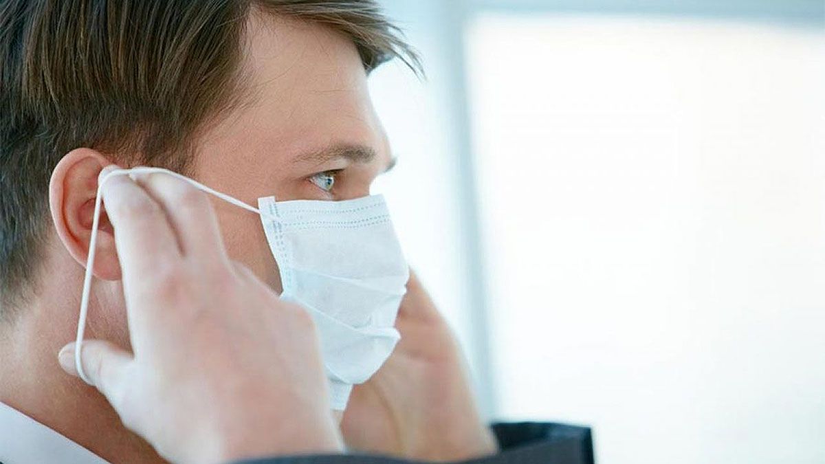 Según un nuevo estudio realizado por un equipo de investigadores en Texas y California, usar un tapabocas es la forma más efectiva de detener el contagio.