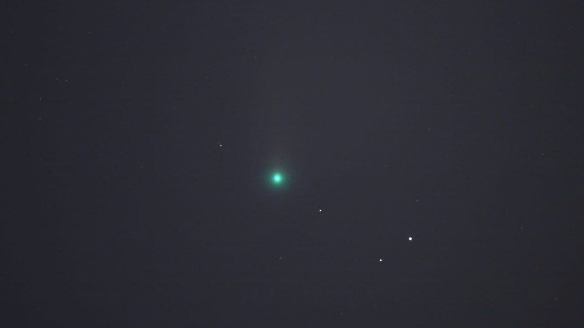 El Neowise desde Casilda. Foto tomada por el presidente de la Comisión Casildense del Espacio (Cocade), Osvaldo Dimarco, y Gerardo Goitea, miembro del Cocade.