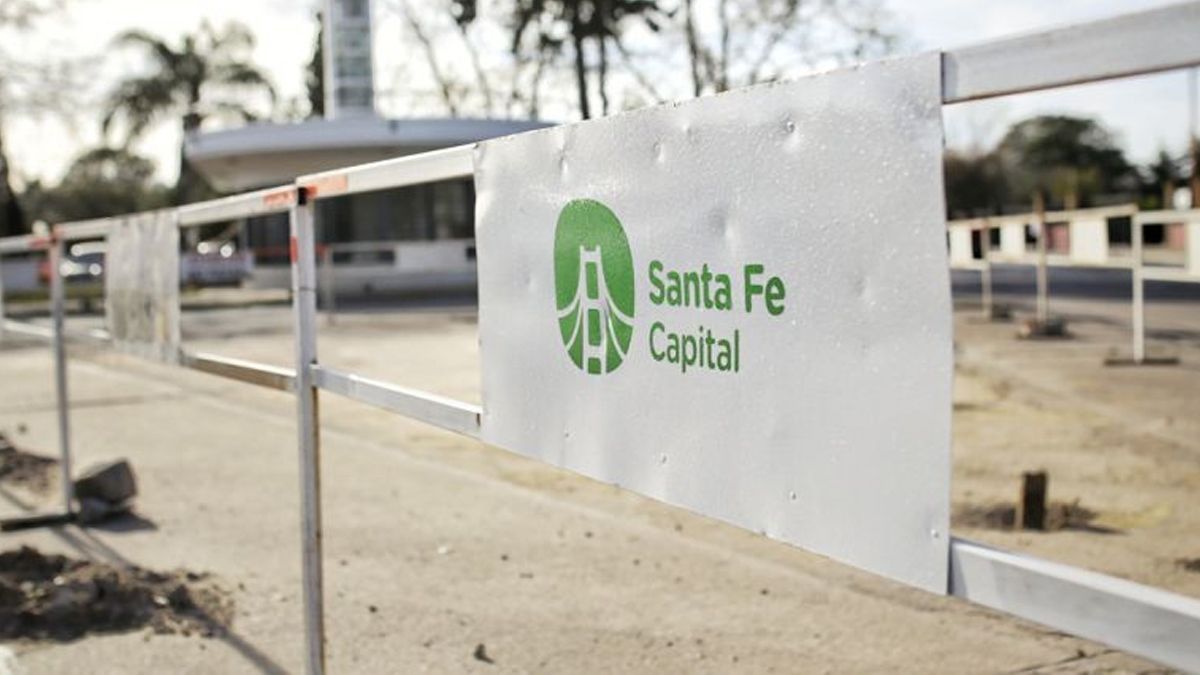 Se inició la obra que incluye la peatonalización de buena parte del área, con el objetivo de facilitar el acceso al inmueble municipal que se convertirá en el Distrito Suroeste. 