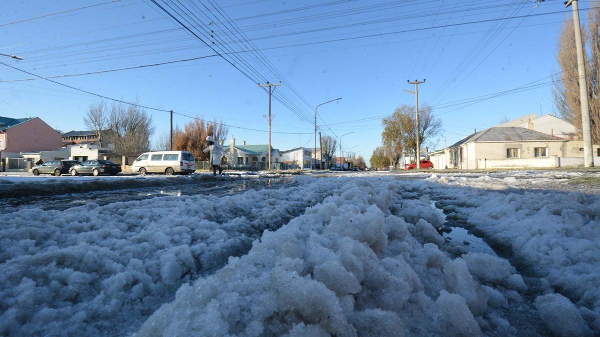 Santa Cruz registró intensas nevadas y temperaturas extremas bajo cero en las últimas semanas.