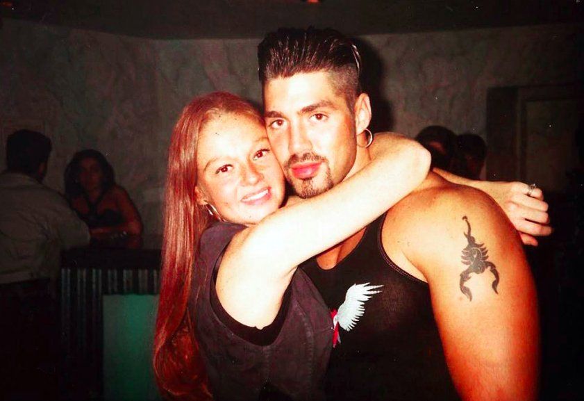 Ricardo Fort en un boliche gay