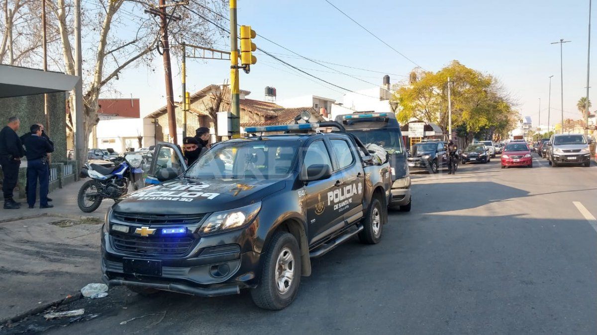 El traslado se produce para descomprimir las dependencias policiales en medio de una profunda crisis por superpoblación carcelaria