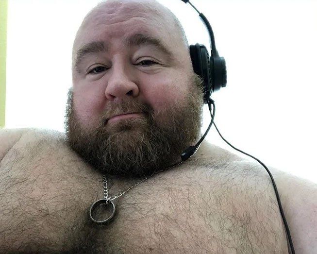 Bryan ingiere 10.000 calorías por día