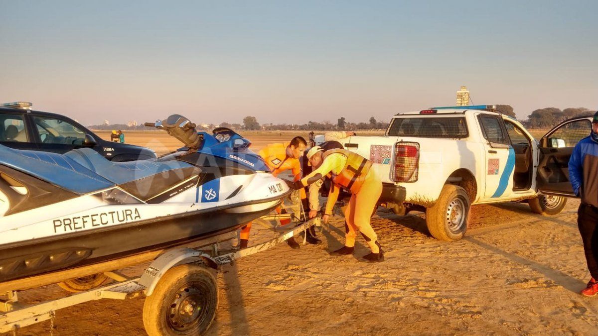 Este martes retomaron la búsqueda de los dos desaparecidos que intentaron cruzar la Setúbal caminando. 