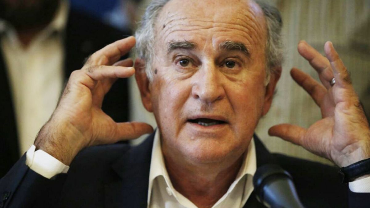 El senador kirchnerista Oscar Parrilli.