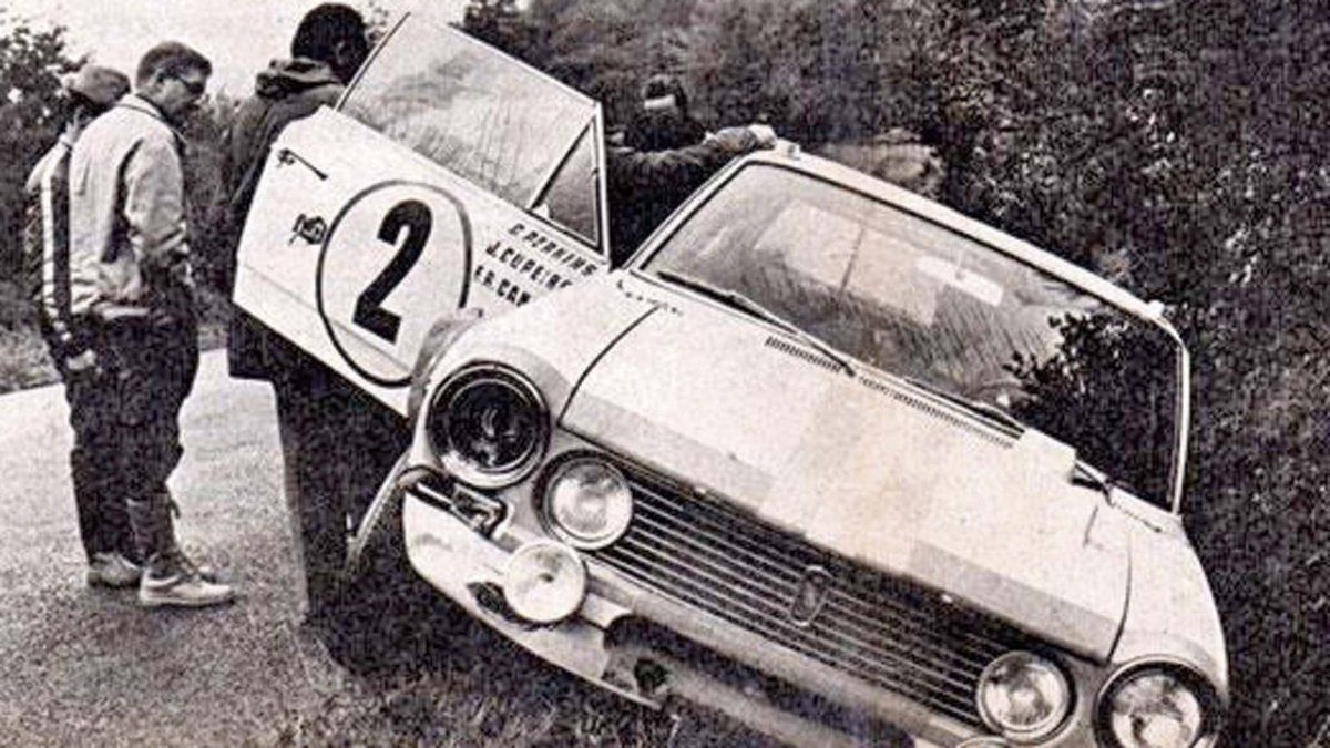 Al Toro Nº 2 (de trompa amarilla) lo compartieron el capitalino Jorge Cupeiro, el bonaerense (de General Guido) Eduardo Rodríguez Canedo, y el ítalo-argentino Carmelo Galbato (quien había nacido en Messina). La lluvia caía copiosamente cuando este Torino, con Cupeiro al volante, se despistó en la 41ª vuelta. Quedó encajado en una zanja y, el piloto solo –como indicaba el reglamento– no pudo devolver el auto a la pista.