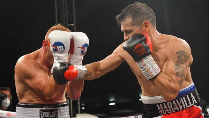 La mayor experiencia de Martínez le permitió 'trabajar' el combate ante Fandiño.