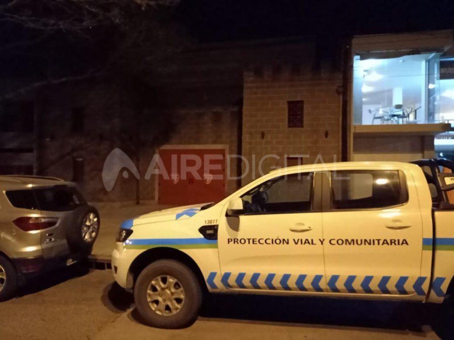 En las fiestas clandestinas de Rafaela había unas 90 personas. 