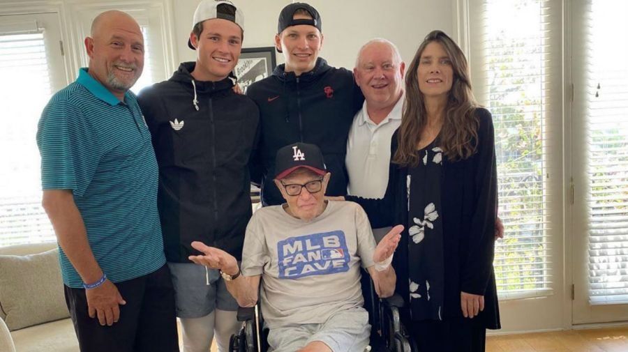 Larry King junto a su familia